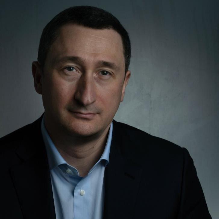 Ексвіцепрем’єру Чернишову вручили клопотання про арешт у справі про відмивання коштів