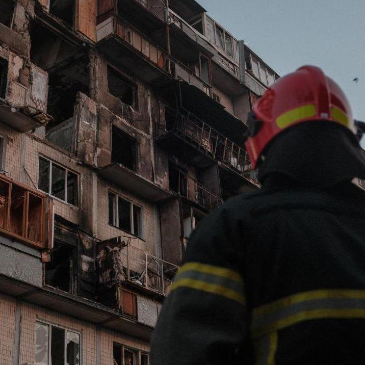 Київ оговтується від російської атаки: кількість жертв зросла до семи, померла літня жінка