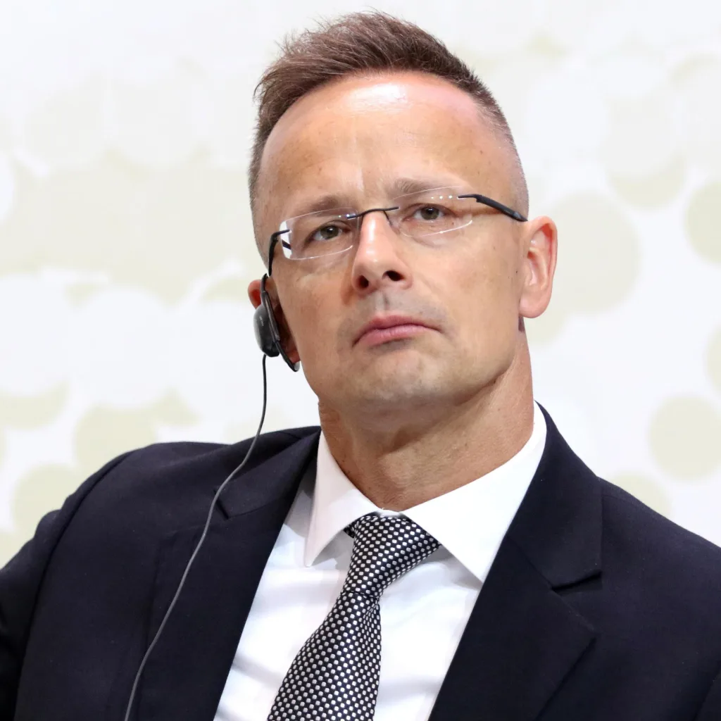 Сійярто виправдав візит Орбана до Москви, наголосивши на “суверенній зовнішній політиці” Угорщини