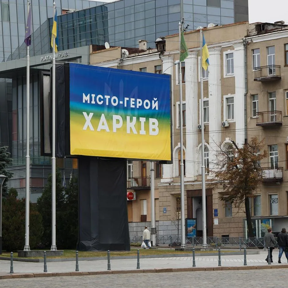 Удар російського дрона “Молнія” по дитячому майданчику в Харкові: є пошкодження, без жертв