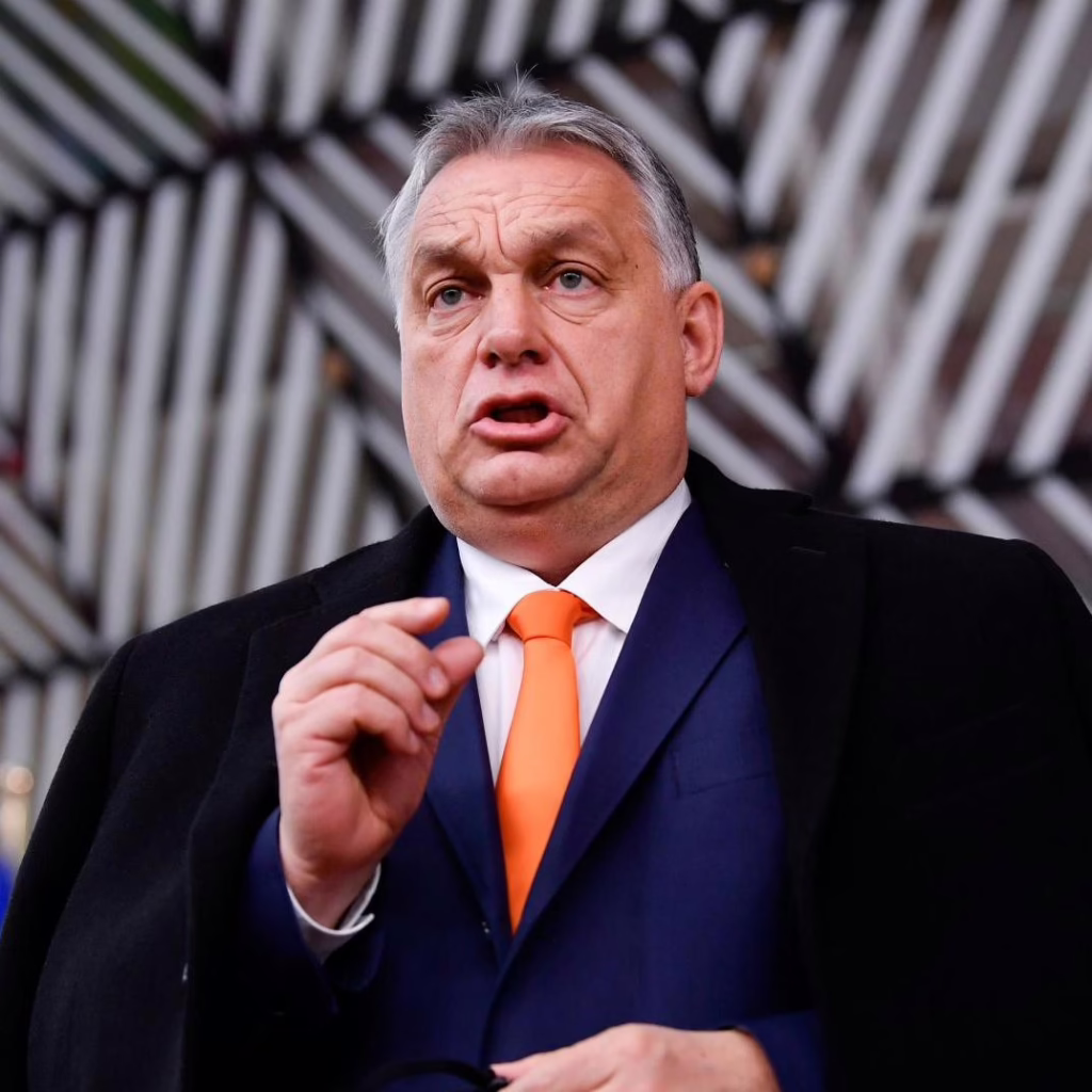 Угорщина: Орбан ініціював розслідування щодо можливого прослуховування глави МЗС Сійярто