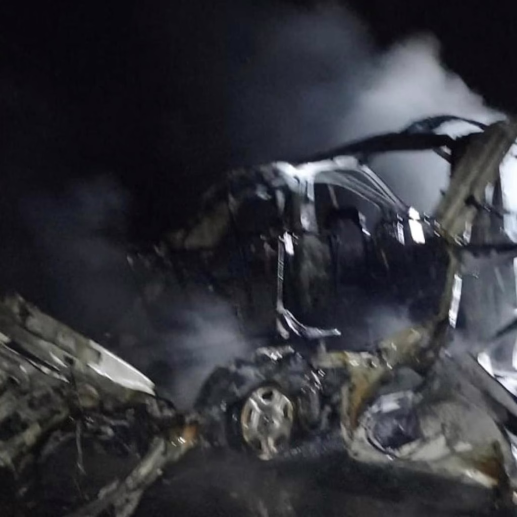 Атака дрона на Сумщині: постраждали батько з сином у цивільному авто