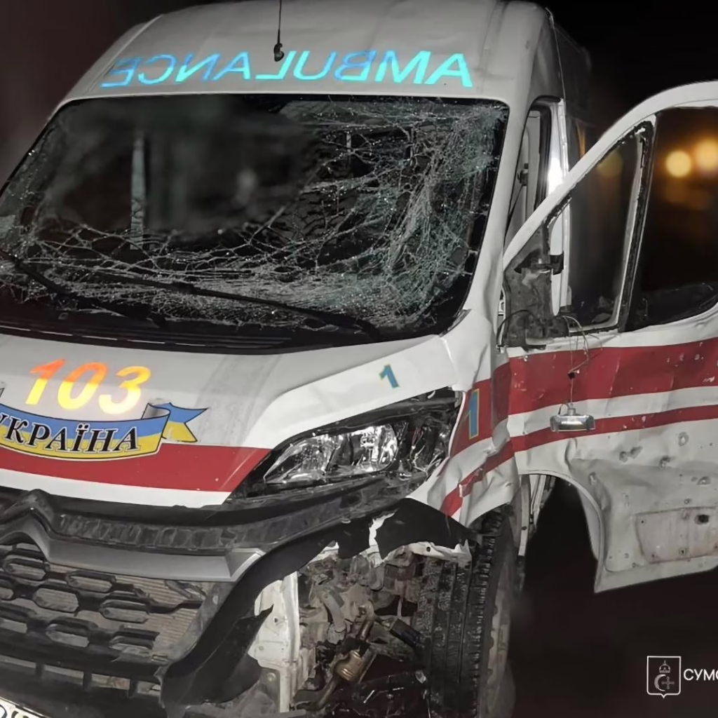 Російський дрон влучив у швидку на Сумщині: троє медиків зазнали поранень під час Великодньої ночі