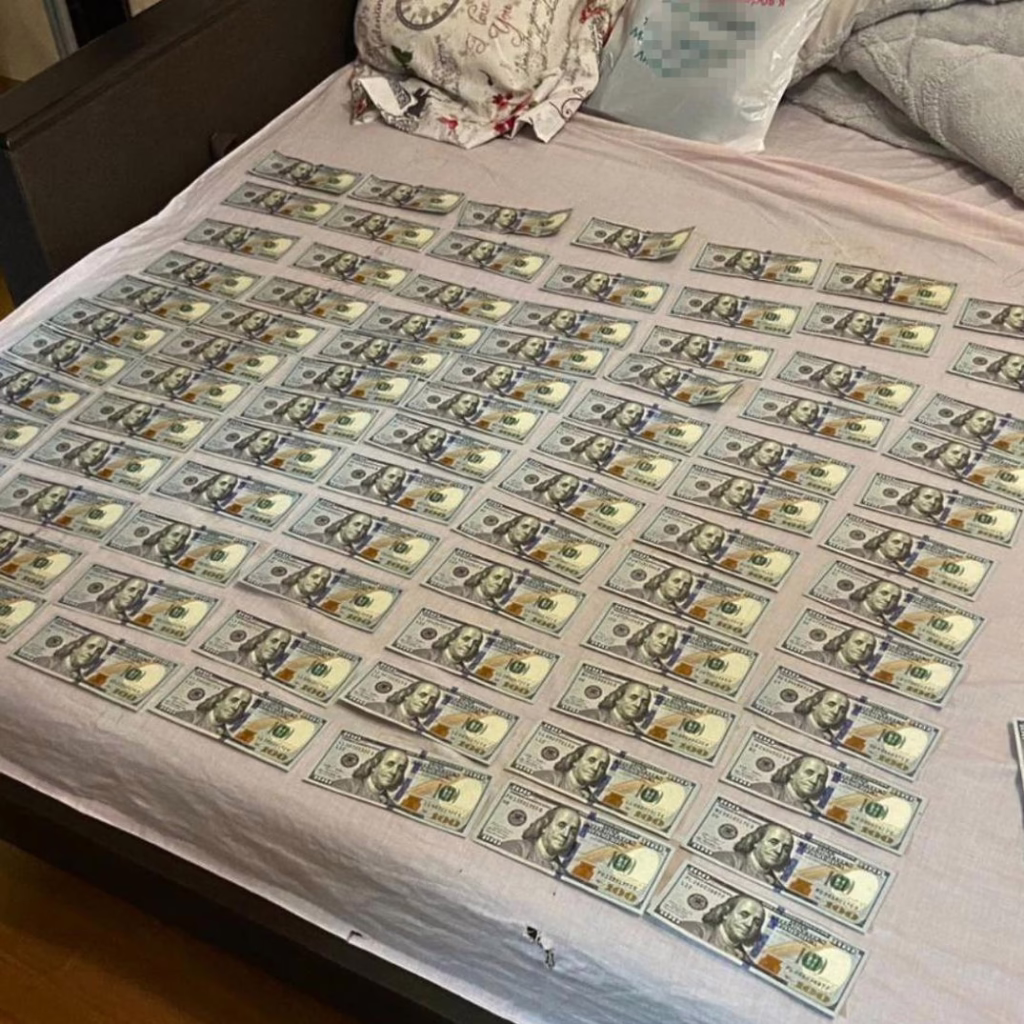 На Вінниччині розкрили мережу лікарів, що продавали довідки для ухилення від мобілізації
