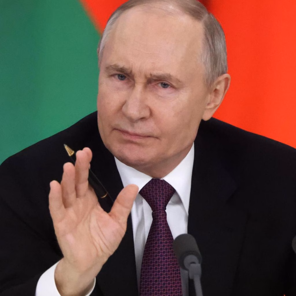 Путін легалізував виведення російських військ за кордон під виглядом «захисту громадян»