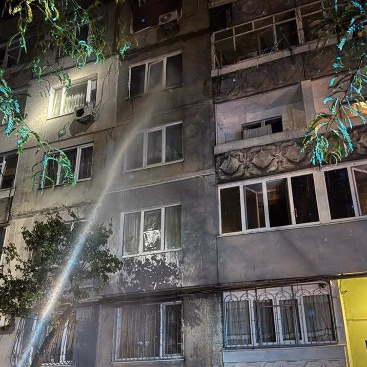 Масові обстріли Дніпропетровщини: у Павлограді постраждали люди, руйнування в кількох громадах